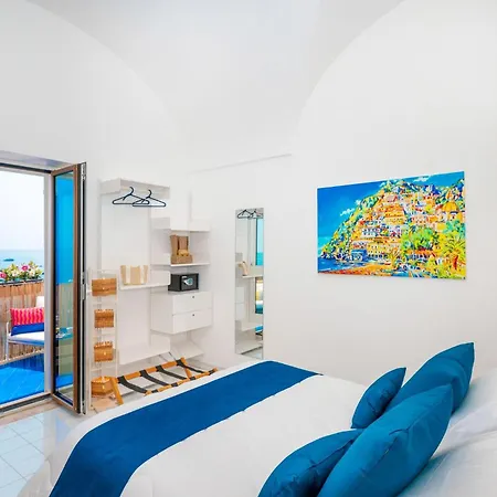 Elegant With Sea View Balcony In Bed & Breakfast Positano