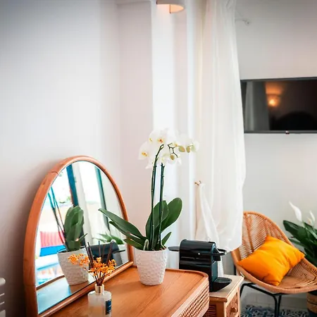 Oda ve Kahvaltı Elegant With Sea View Balcony In Positano