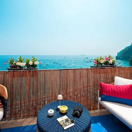 Elegant With Sea View Balcony In 4* Positano
