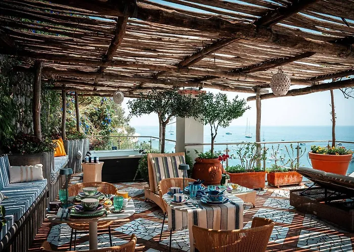 Panzió Elegant Suite With Sea View Balcony In Positano Positano