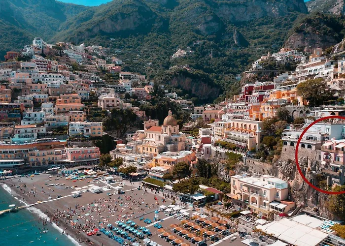 Elegant With Sea View Balcony In Oda ve Kahvaltı